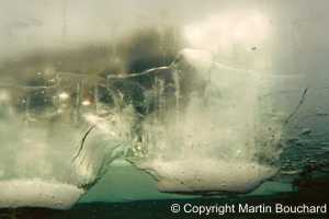 Photo de plongée sous-glace - cubes de glace